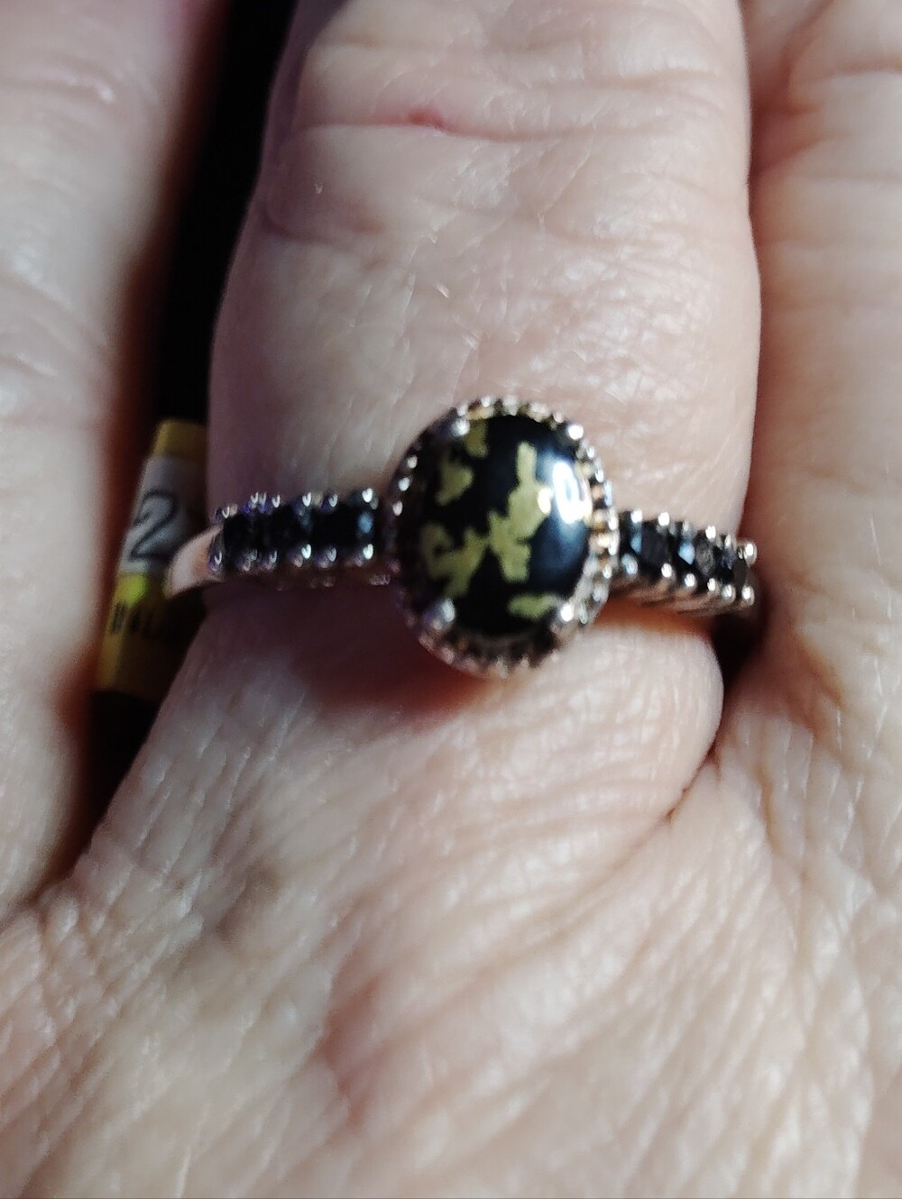 UNIQUE GOLDENTINE WITH TAHITIAN BLACK SPINEL. STERLING RING. SIZE-9